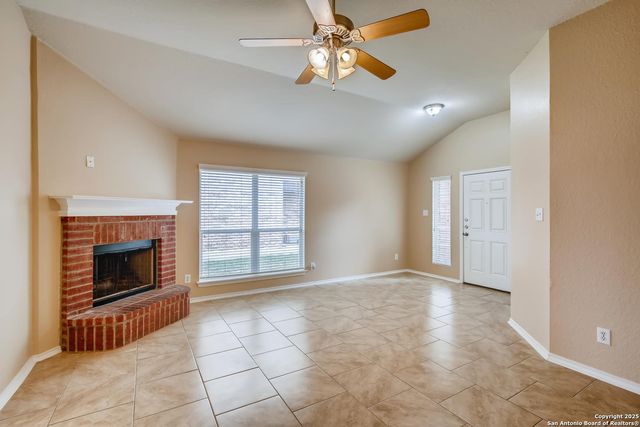 6427 ITHACA FLS, San Antonio, TX 78239