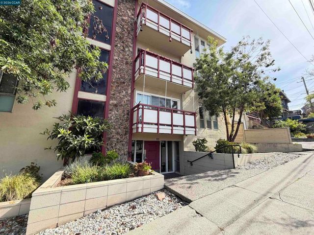 10 Moss Ave 15, Oakland, CA 94610