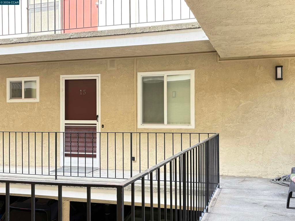 Image 30 of property listing at 10 Moss Ave 15, Oakland, CA 94610