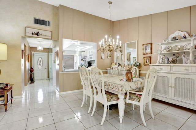 2077 SW 15th Place, Deerfield Beach, FL 33442