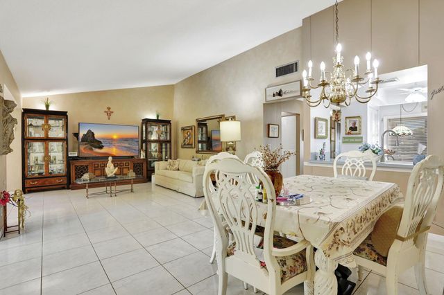 2077 SW 15th Place, Deerfield Beach, FL 33442