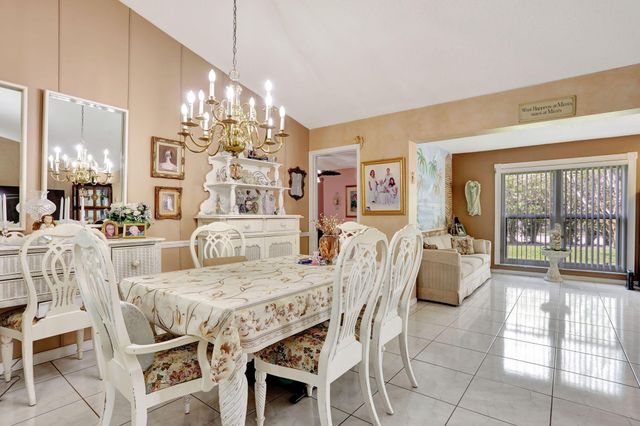 2077 SW 15th Place, Deerfield Beach, FL 33442