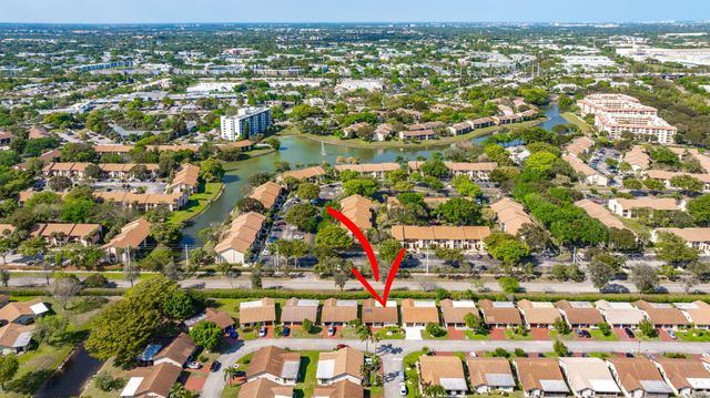 2077 SW 15th Place, Deerfield Beach, FL 33442