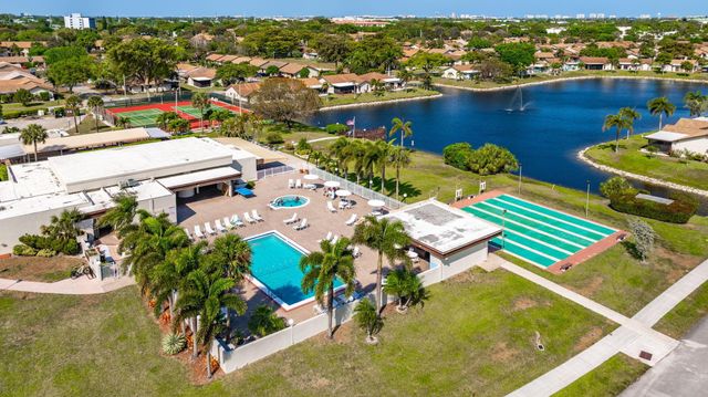 2077 SW 15th Place, Deerfield Beach, FL 33442