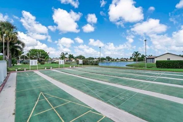 2077 SW 15th Place, Deerfield Beach, FL 33442