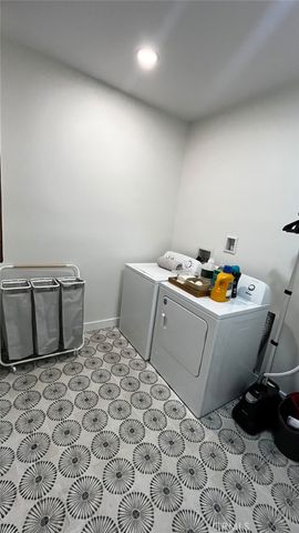 1160 Vallejo, Perris, CA 92571