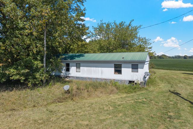 8127 Pleasant Hill Rd, Cross Plains, TN 37049