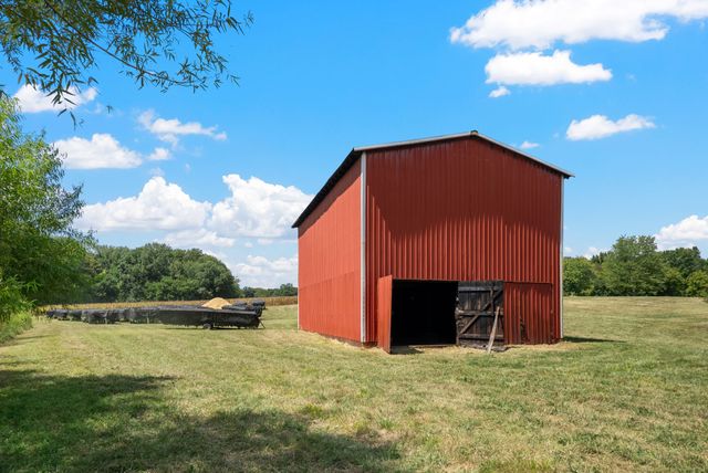 8127 Pleasant Hill Rd, Cross Plains, TN 37049