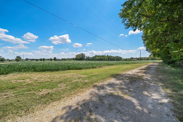 8127 Pleasant Hill Rd, Cross Plains, TN 37049