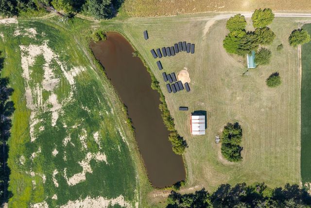 8127 Pleasant Hill Rd, Cross Plains, TN 37049