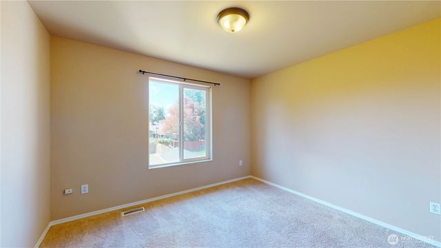 1720 S 85th Street Court, Tacoma, WA 98444
