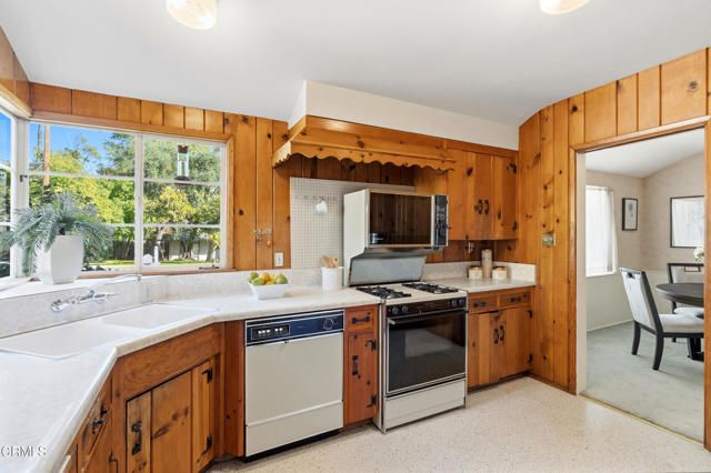 51 Rancho Road, Sierra Madre, CA 91024