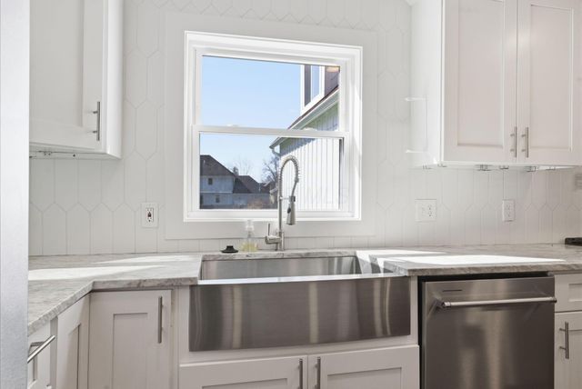 667 E College Avenue, Westerville, OH 43081