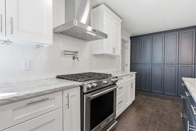 667 E College Avenue, Westerville, OH 43081