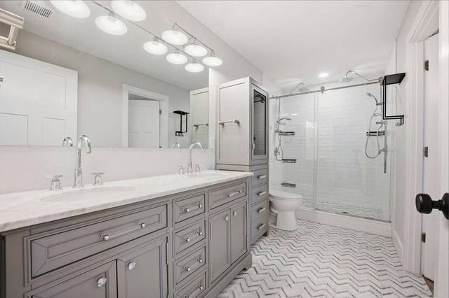 667 E College Avenue, Westerville, OH 43081