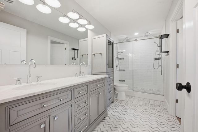 667 E College Avenue, Westerville, OH 43081