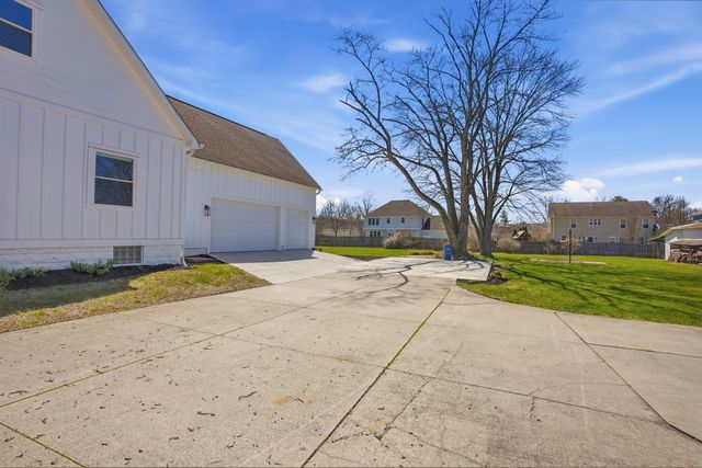 667 E College Avenue, Westerville, OH 43081