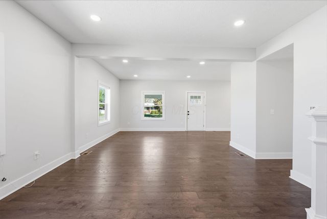 667 E College Avenue, Westerville, OH 43081