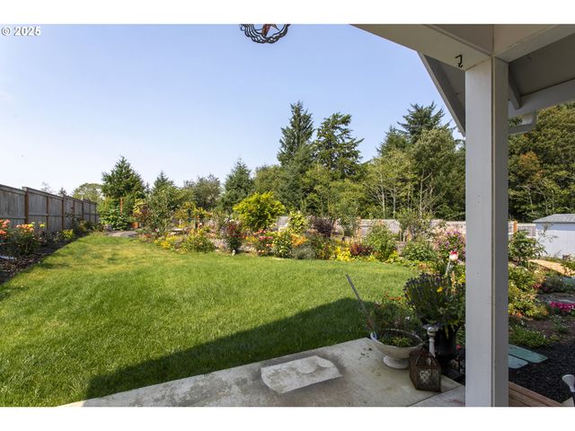 1190 Se BUGLE Ave, Warrenton, OR 97146