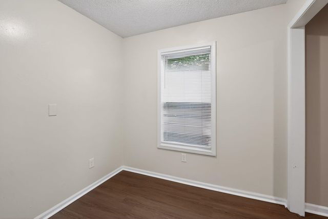 4725 LOFTS RD, Memphis, TN 38118