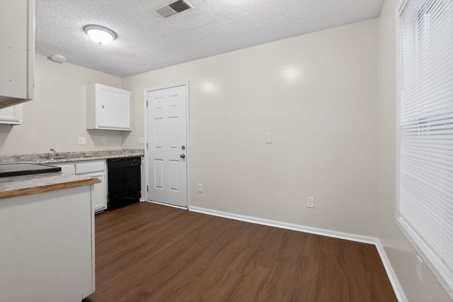 4725 LOFTS RD, Memphis, TN 38118