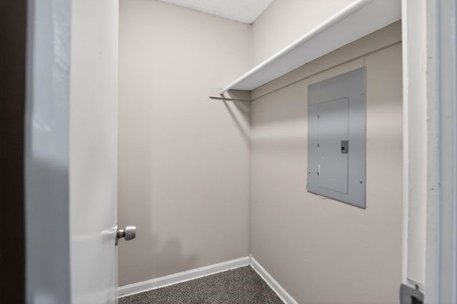 4725 LOFTS RD, Memphis, TN 38118