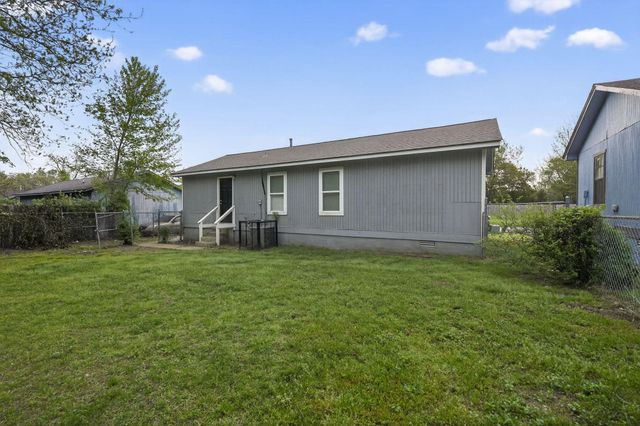 4725 LOFTS RD, Memphis, TN 38118