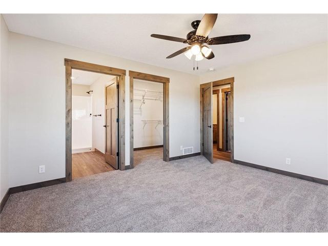 466 Coyote Way, New Richmond, WI 54017