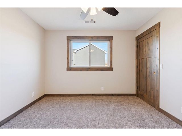 466 Coyote Way, New Richmond, WI 54017