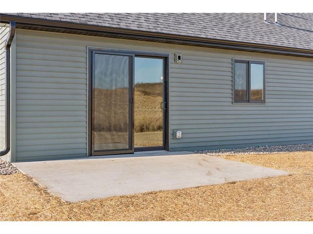 466 Coyote Way, New Richmond, WI 54017