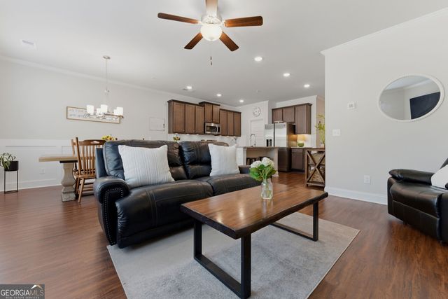 366 Cherryhill Lane, Woodstock, GA 30188