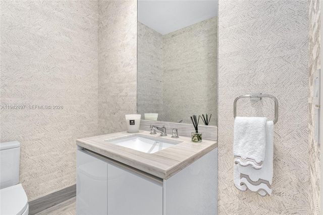 16901 Collins Ave 1605, Sunny Isles Beach, FL 33160