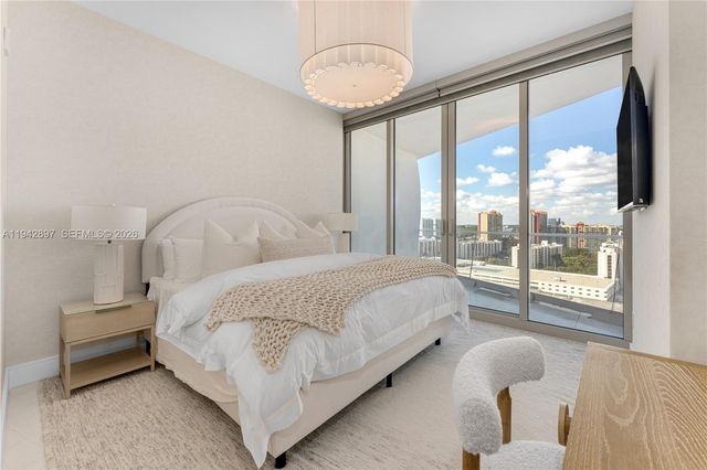 16901 Collins Ave 1605, Sunny Isles Beach, FL 33160