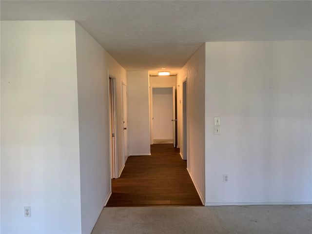 3318 VILLAGE GREEN DRIVE 823, Sarasota, FL 34239