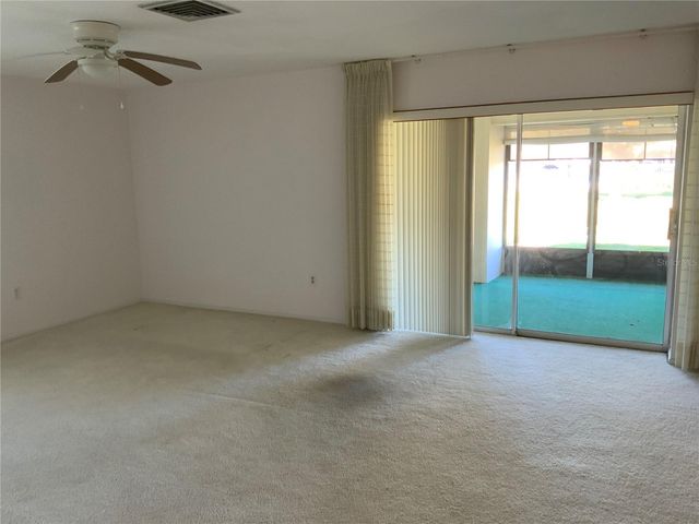 3318 VILLAGE GREEN DRIVE 823, Sarasota, FL 34239