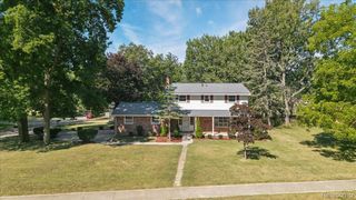 2260 S Harvey Avenue, Westland, MI 48186