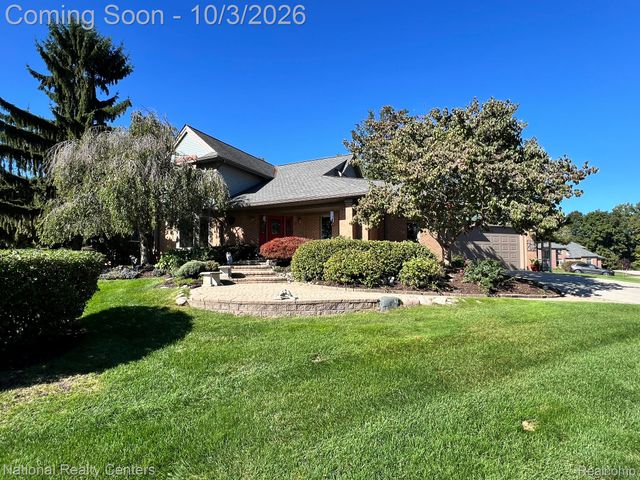 29839 Martell Court, Novi, MI 48377