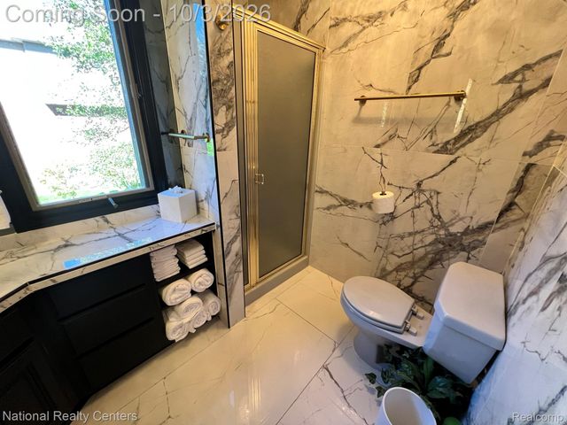 29839 Martell Court, Novi, MI 48377