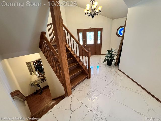 29839 Martell Court, Novi, MI 48377