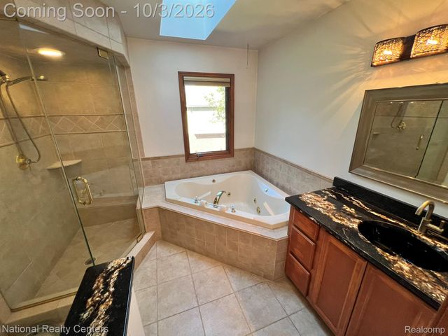29839 Martell Court, Novi, MI 48377