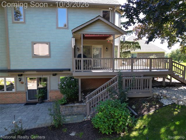 29839 Martell Court, Novi, MI 48377