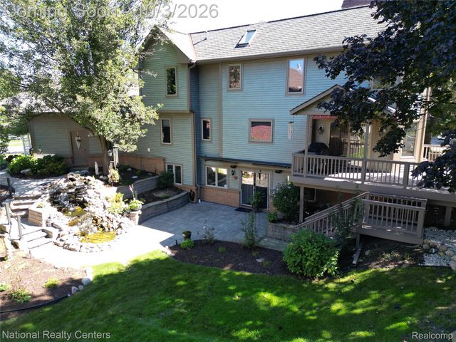 29839 Martell Court, Novi, MI 48377