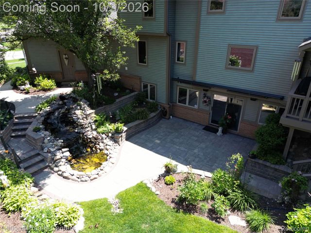 29839 Martell Court, Novi, MI 48377
