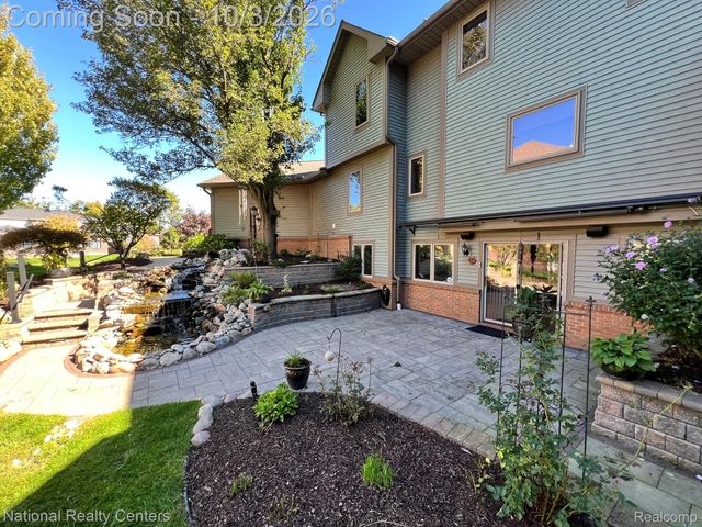 29839 Martell Court, Novi, MI 48377
