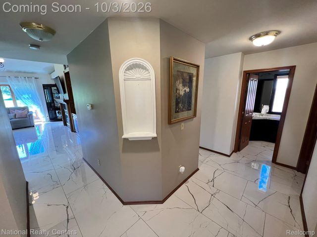 29839 Martell Court, Novi, MI 48377