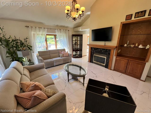 29839 Martell Court, Novi, MI 48377