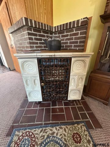 1328 County Road 1200 Road, Western, NE 68464