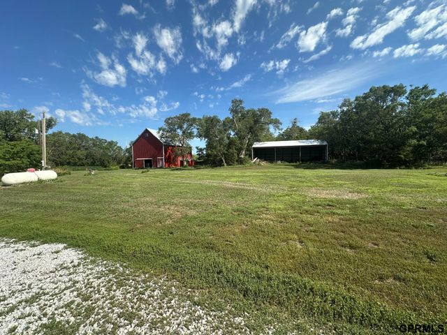 1328 County Road 1200 Road, Western, NE 68464