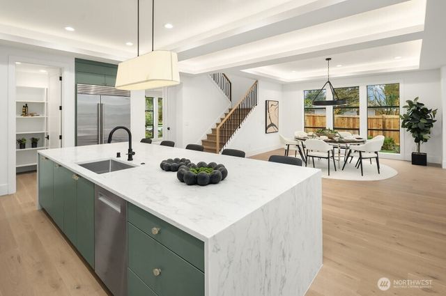 1904 169th Avenue NE, Bellevue, WA 98008