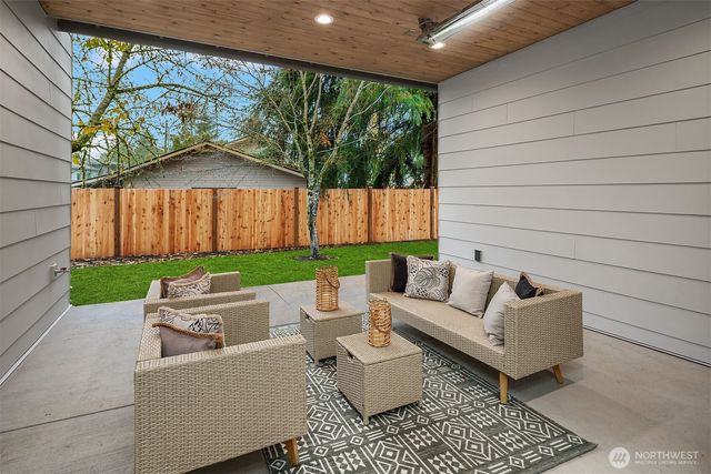 1904 169th Avenue NE, Bellevue, WA 98008